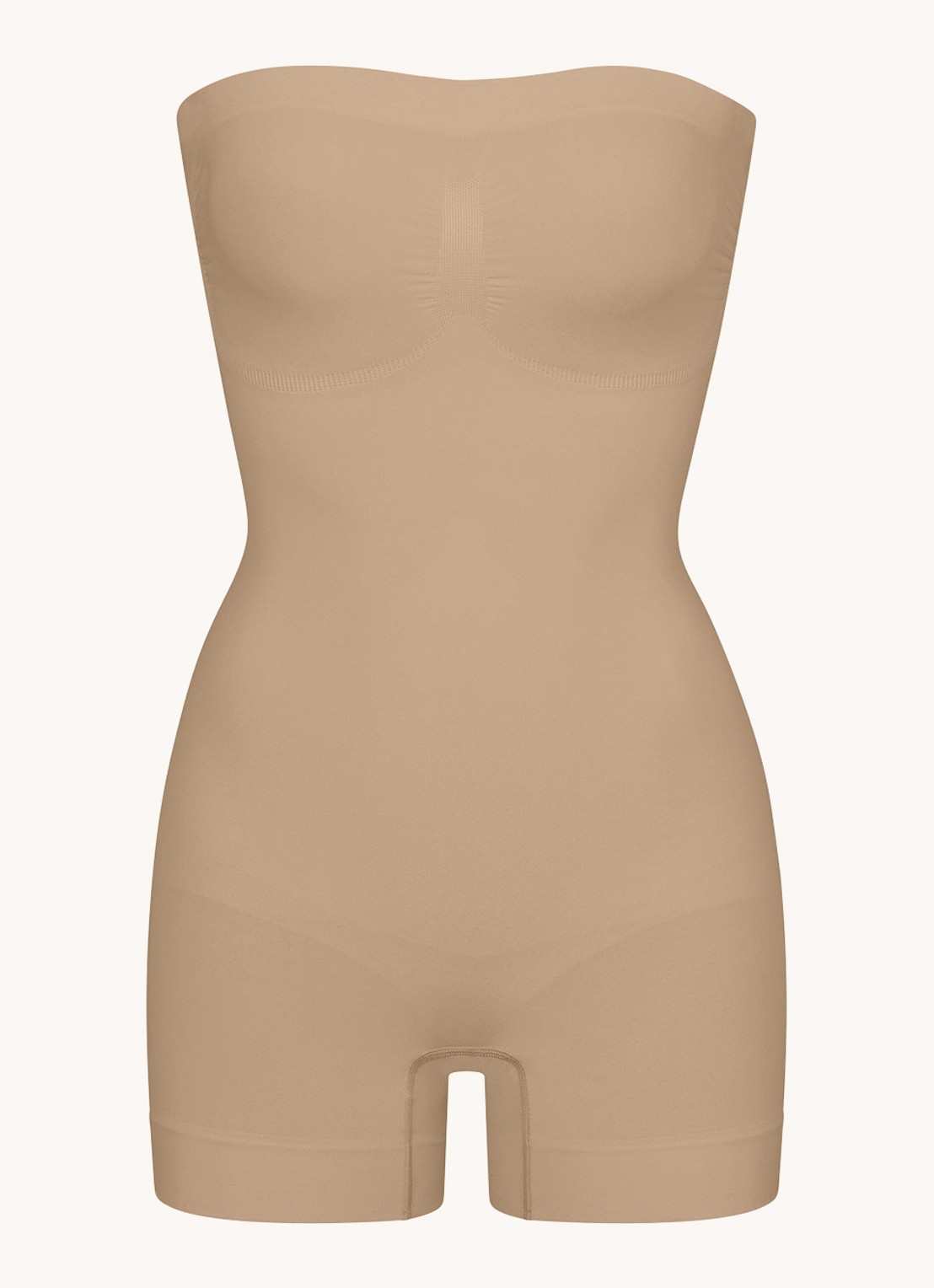 SKIMS Seamless Sculpt strapless corrigerende body - voorkant 4 beige
