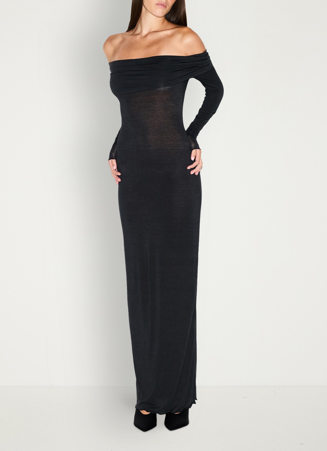 SKIMS Sheer Modal off shoulder maxi jurk in kasjmierblend  - detail 4 zwart