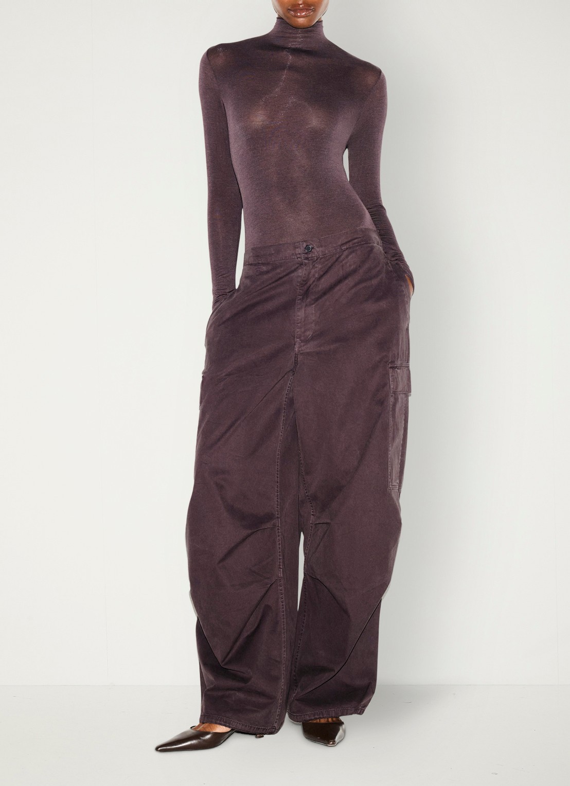 SKIMS Sheer Modal semi-transparante body in kasjmierblend met col  - voorkant 2 phoenix
