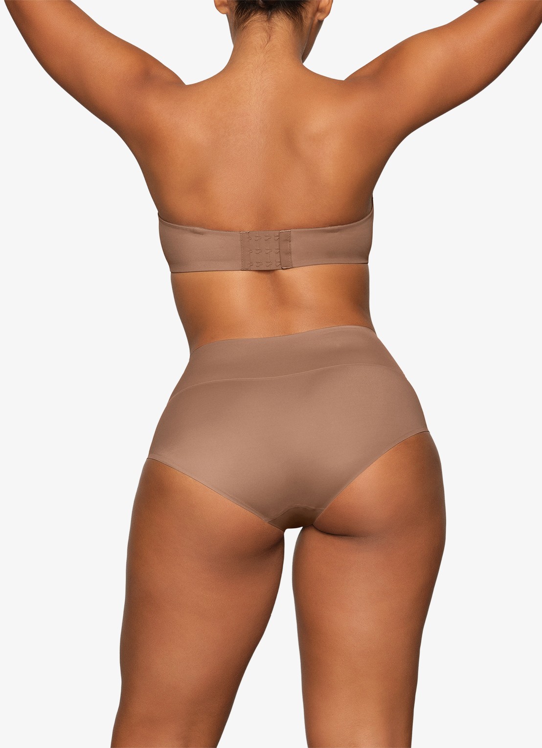 SKIMS Smoothing Intimates high waisted slip - achterkant 4 bruin