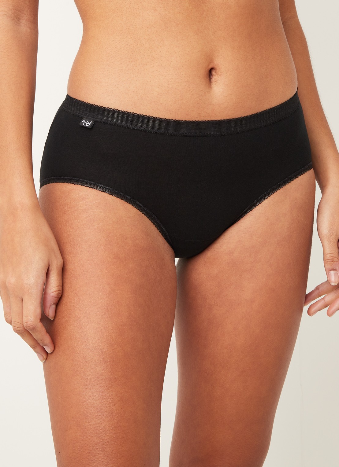 Sloggi Basic+ midi high waisted slip in 4-pack - detail zwart