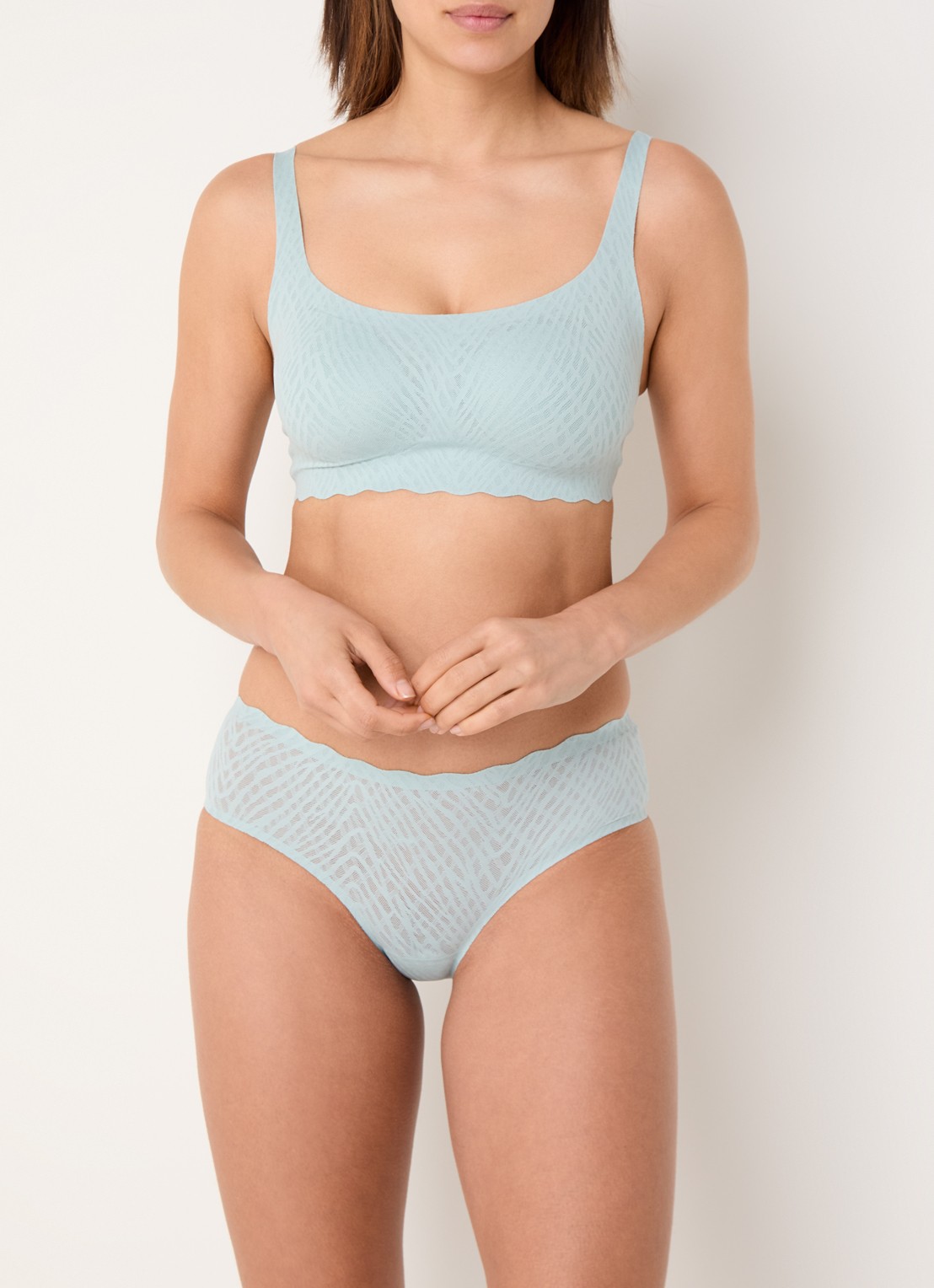 Sloggi Zero Feel Bliss naadloze bralette met uitneembare vulling - voorkant 3 turquoise