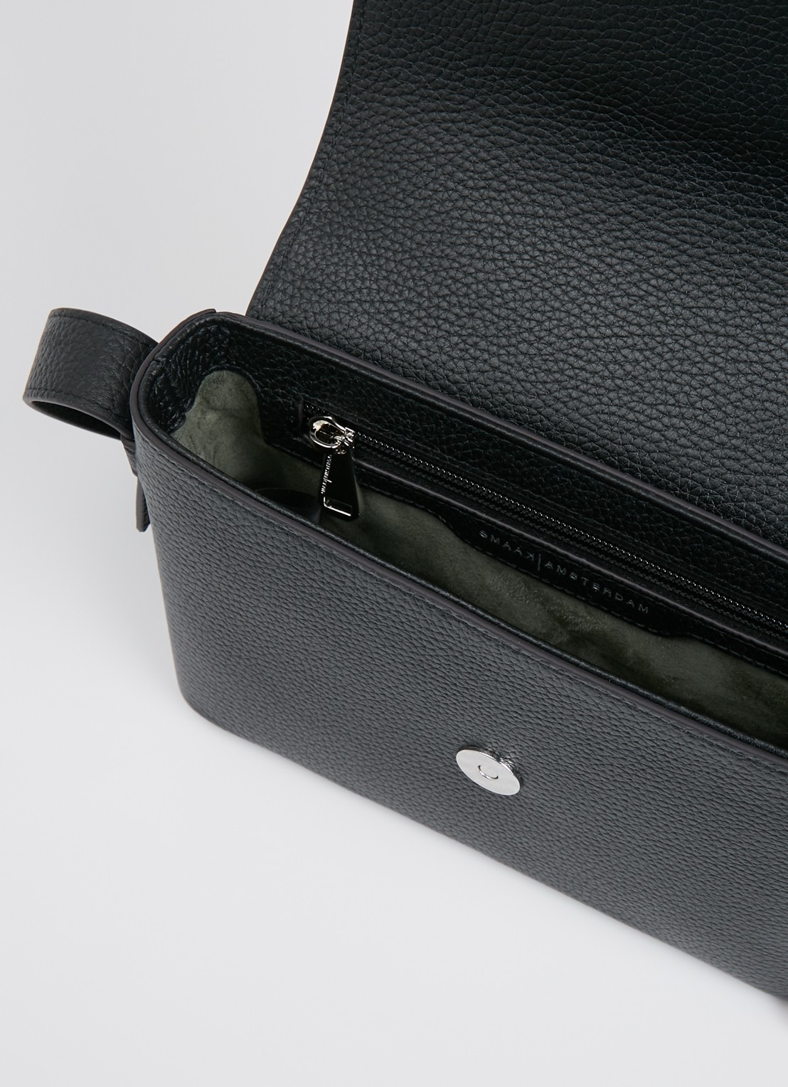 Smaak Megan crossbodytas van leer met logo - detail zwart