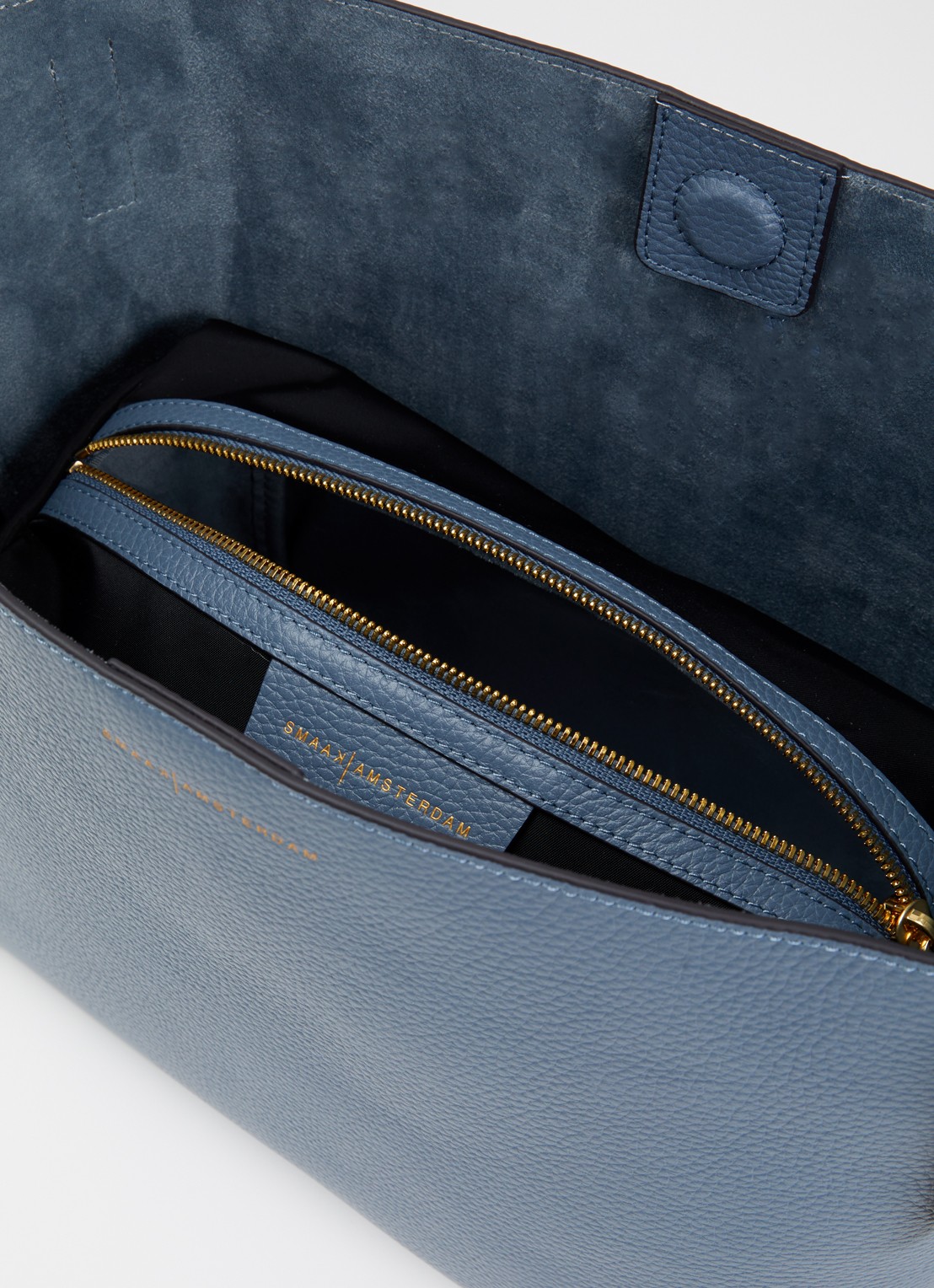 Smaak Scott crossbodytas van leer met uitneembaar etui - detail 3 staalblauw