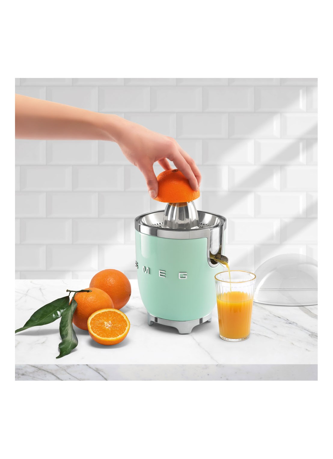 SMEG 50's Style citruspers CJF11PGEU - voorkant 4 watergroen