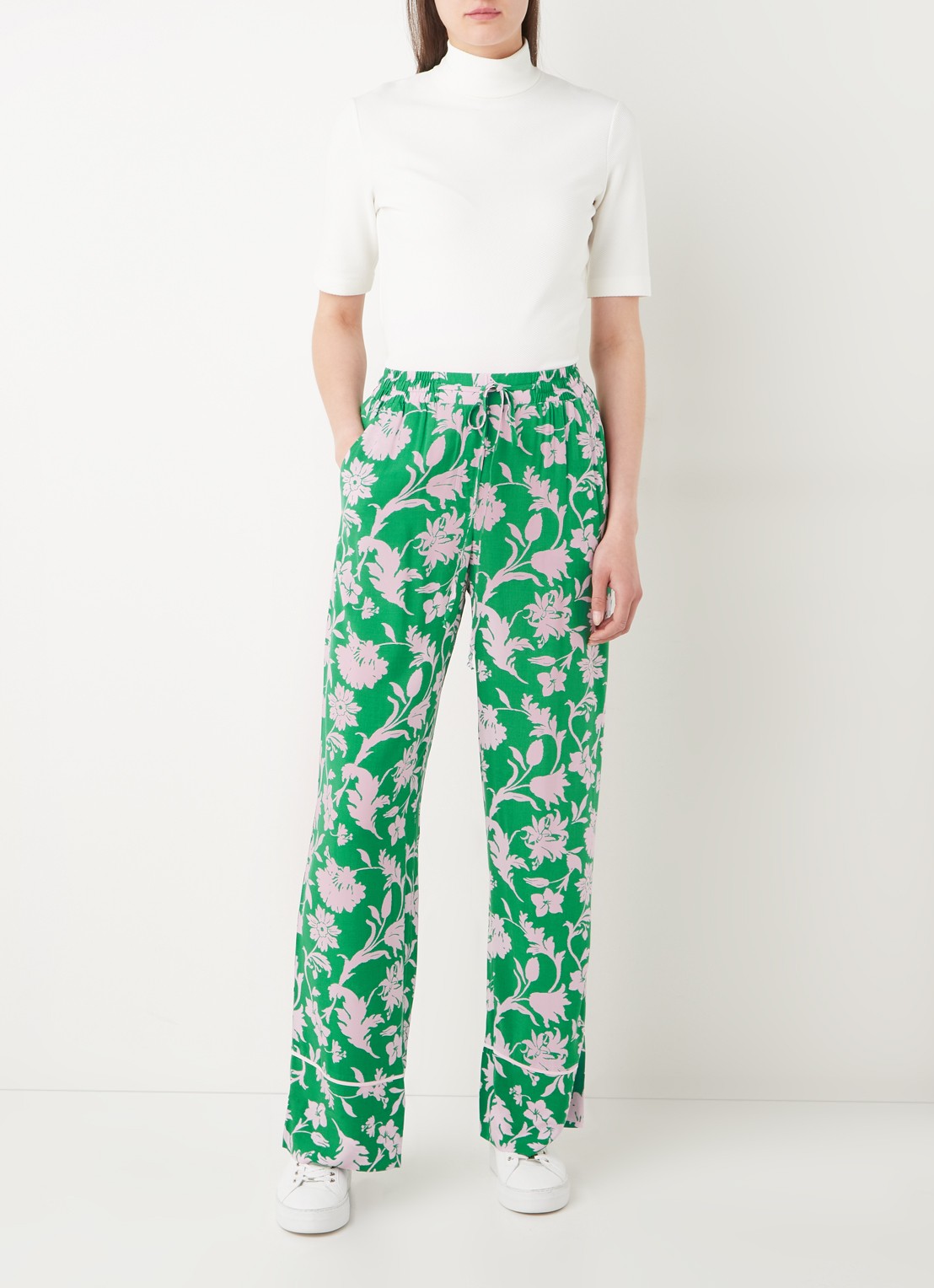 Smith & Soul High waist loose fit pantalon met bloemenprint - voorkant 4 groen