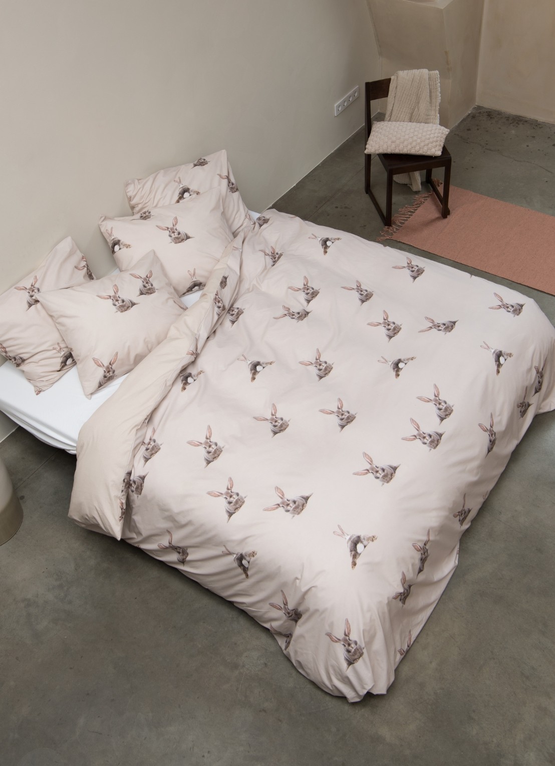 Snurk Bunny dekbedovertrekset van  katoen 160 TC - inclusief kussensloop - voorkant 3 beige