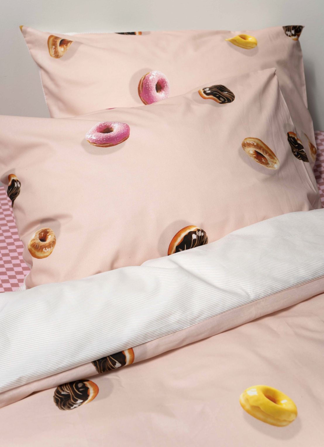 Snurk Donuts dekbedovertrekset van katoen 160TC - inclusief kussenslopen - detail 2 lichtroze