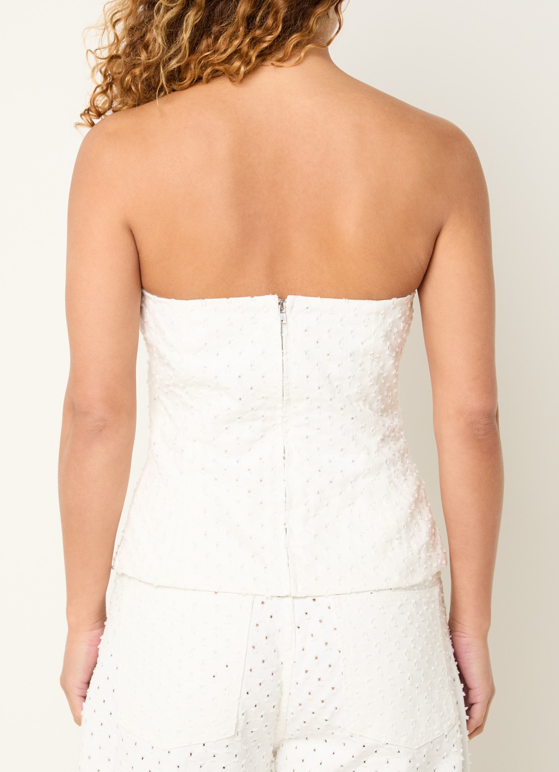 Sofie Schnoor Avasw off-shoulder top van denim met 3D print - achterkant wit