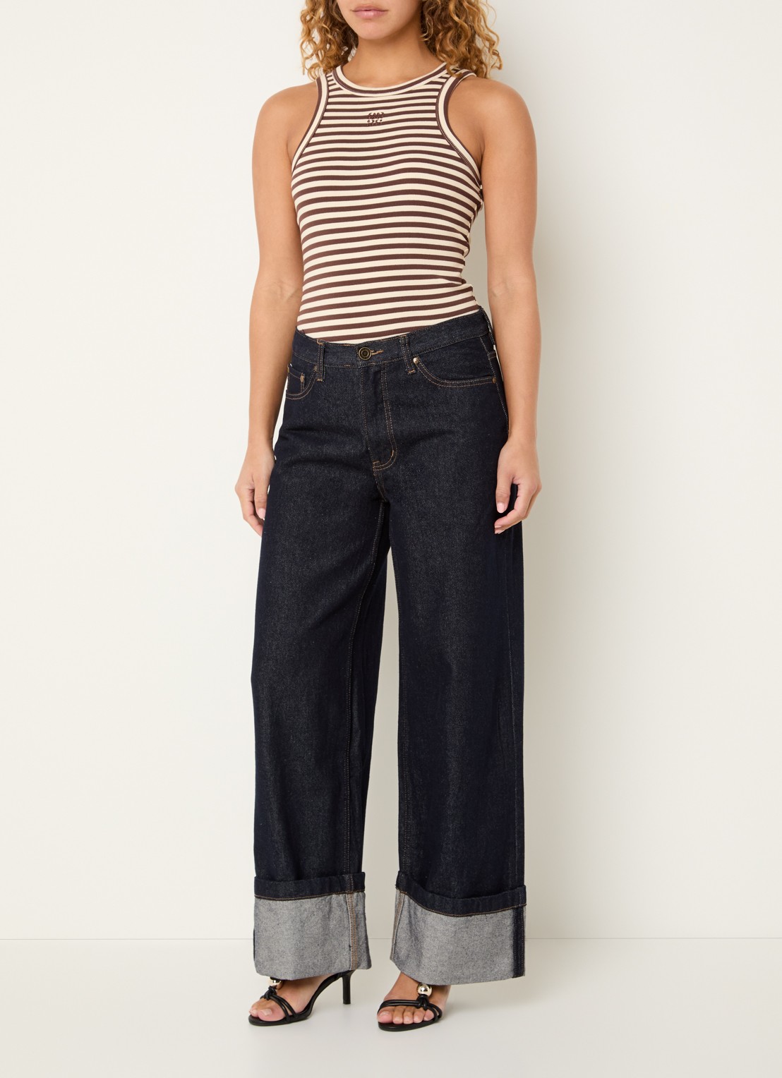 Sofie Schnoor Becasw ribgebreide tanktop met streepprint - voorkant 4 hazelnootbruin