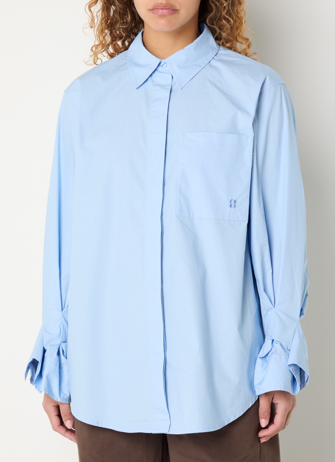 Sofie Schnoor Blouse met borstzak  - detail staalblauw