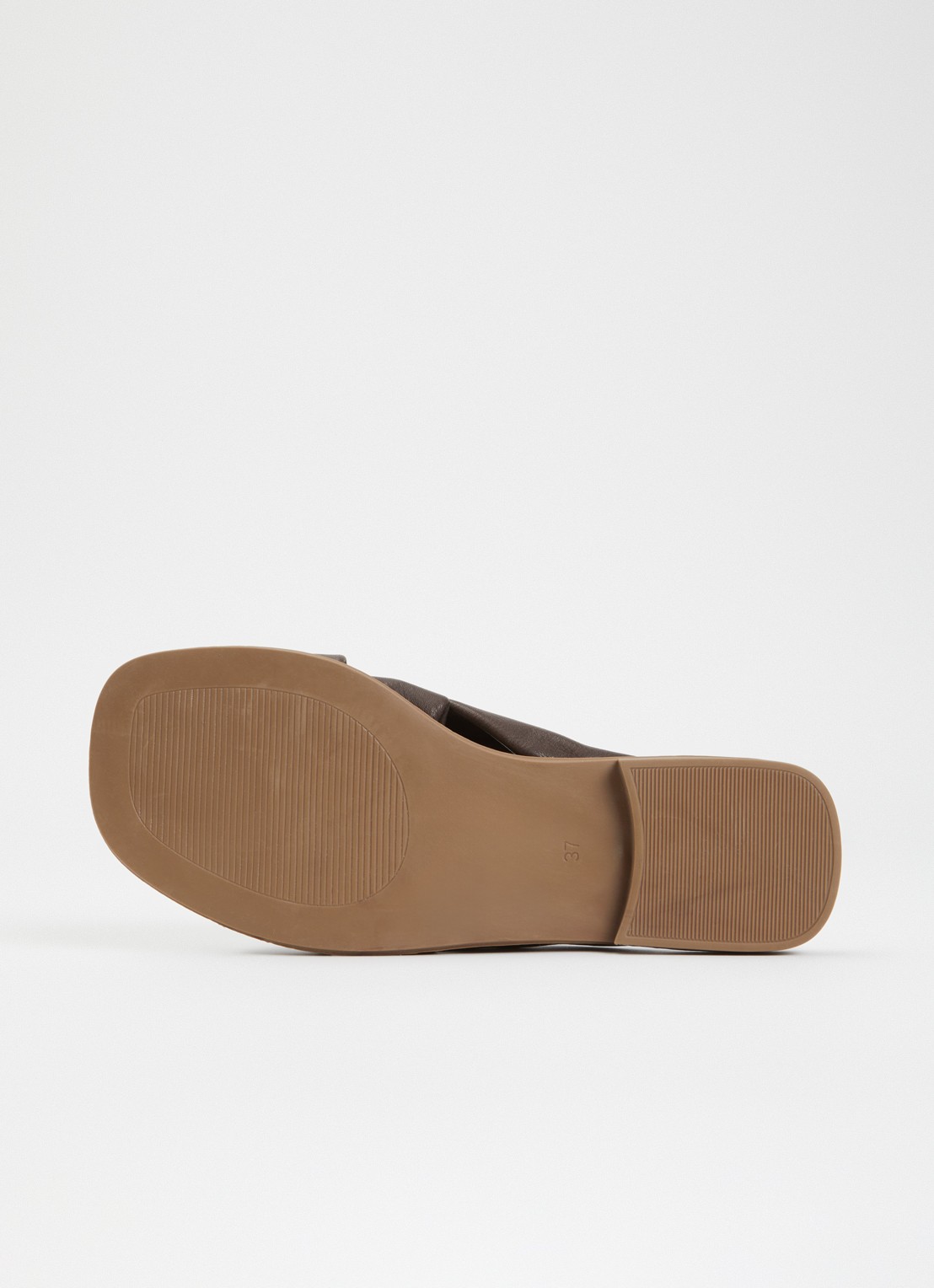 Sofie Schnoor Dagmarsw slipper van leer met knoopdetail - detail 3 hazelnootbruin