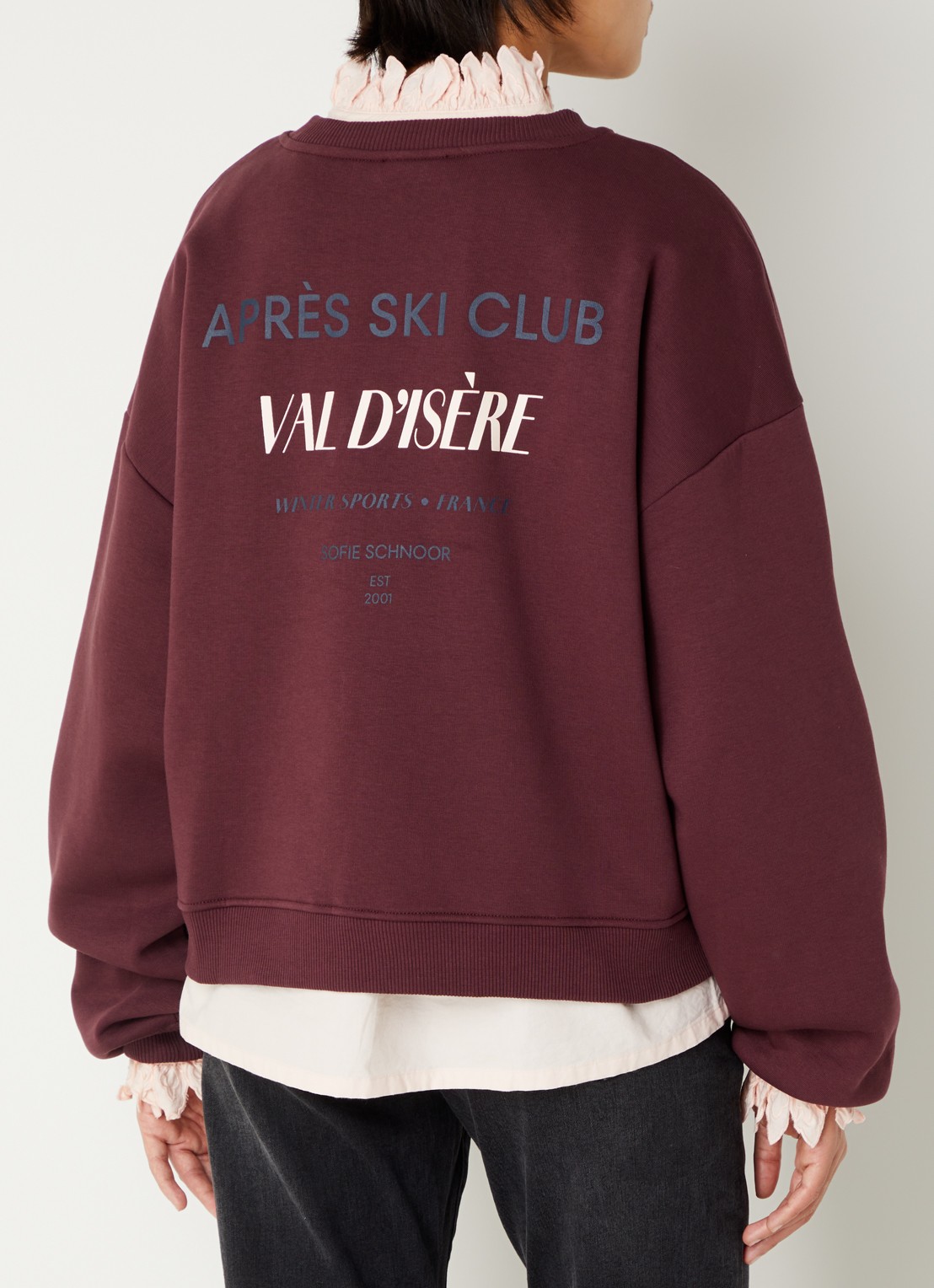 Sofie Schnoor Elin sweater met front- en backprint - detail 2 bordeauxrood