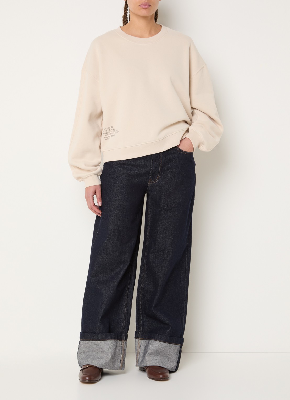 Sofie Schnoor Elin sweater met print - voorkant 2 beige