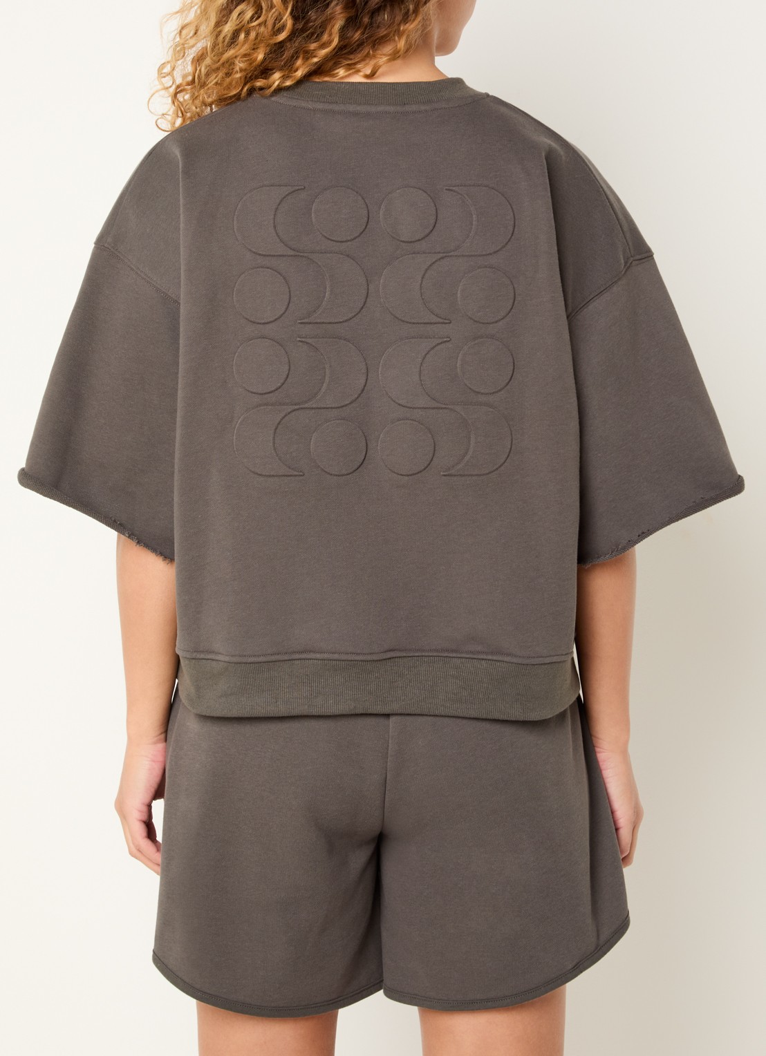 Sofie Schnoor Eloisesw sweater met 3D logoprint - detail 4 donkergrijs