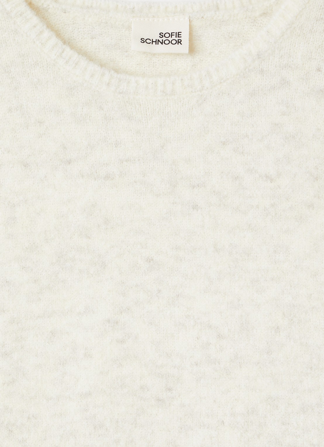 Sofie Schnoor Fijngebreide top in wolblend - detail gebroken wit