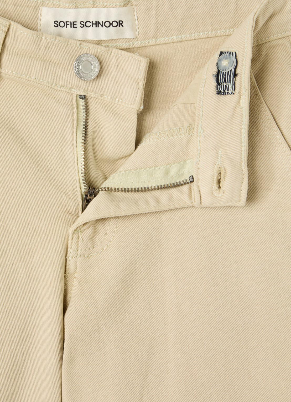 Sofie Schnoor Ivonne straight fit korte broek van denim - detail 3 beige