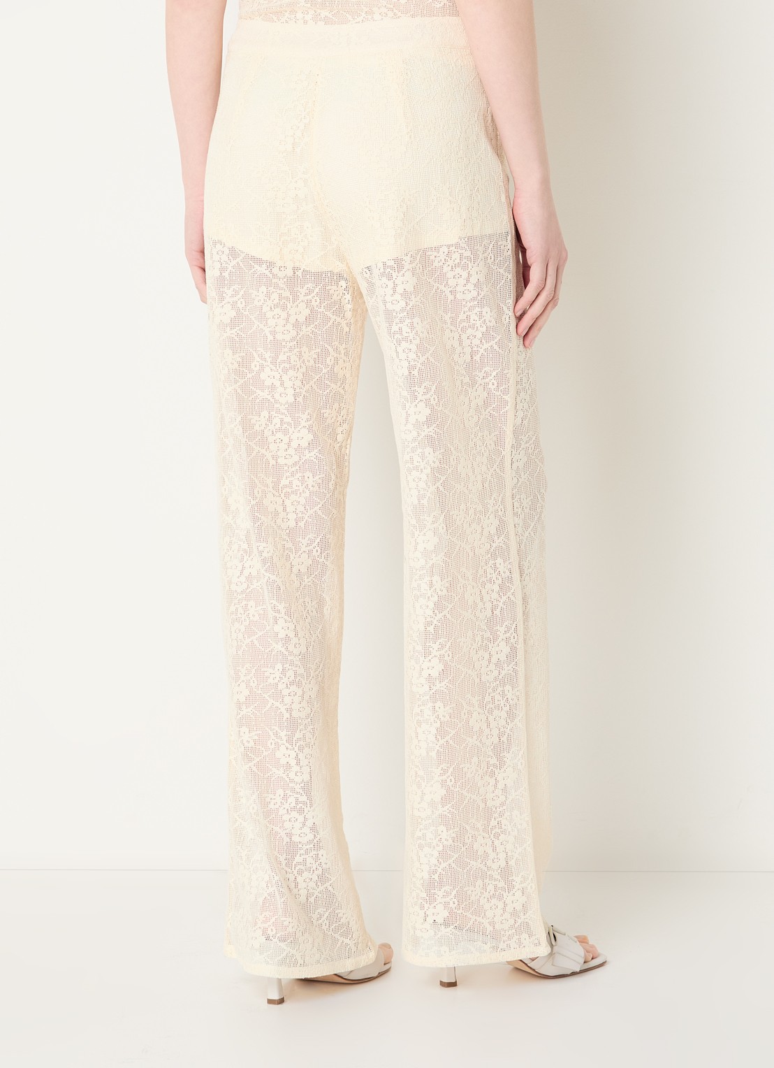 Sofie Schnoor Ivy high waist straight leg broek van crochet - achterkant gebroken wit