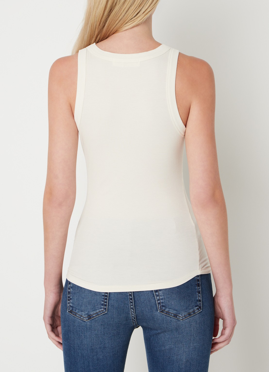 Sofie Schnoor Julliesw tanktop met ribstructuur - achterkant creme