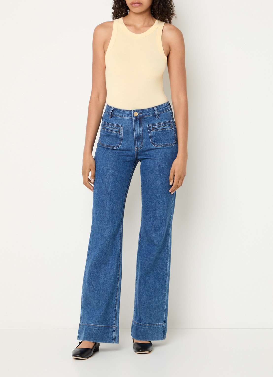 Sofie Schnoor Julliesw tanktop met ribstructuur - voorkant 2 vanillegeel