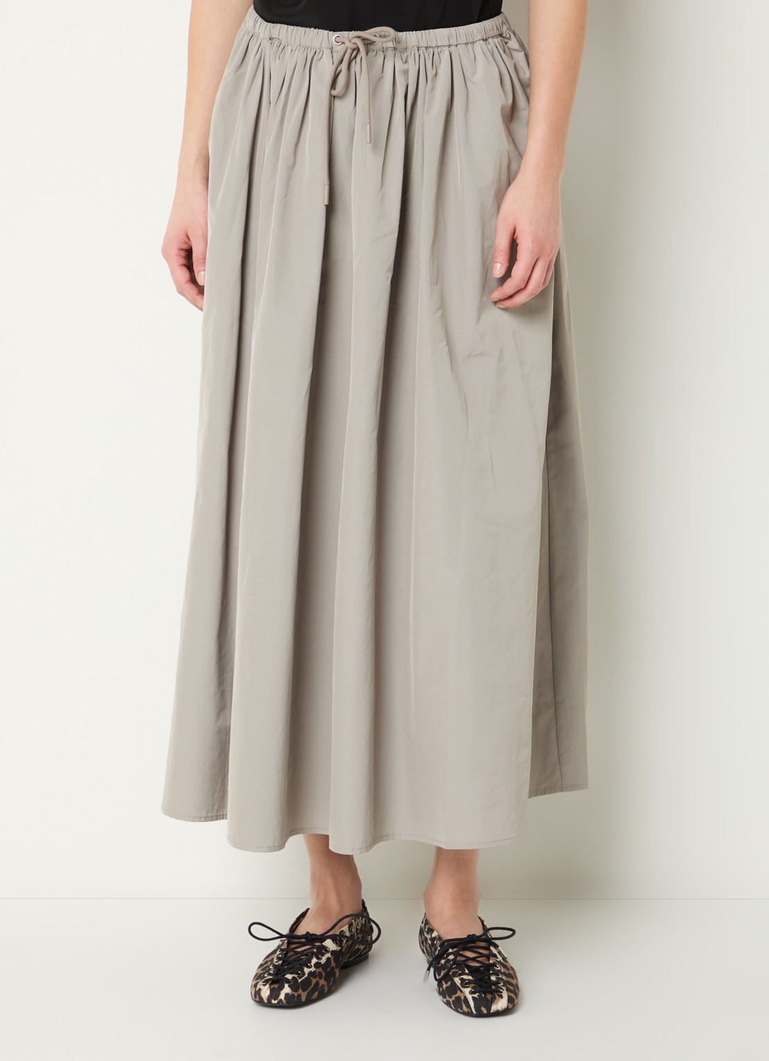 Sofie Schnoor Juneau maxi A-lijn rok  - detail 4 olijfgroen