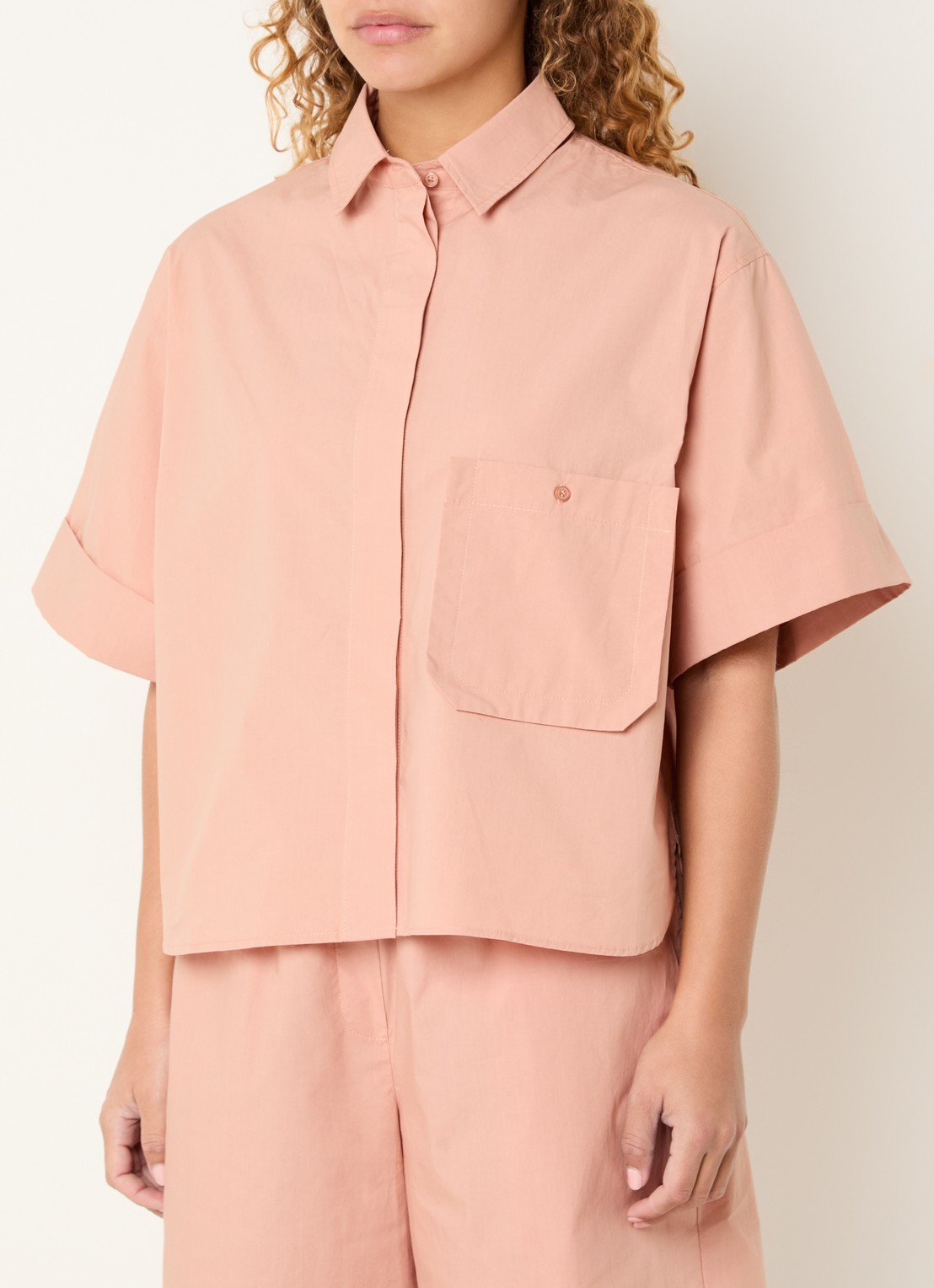 Sofie Schnoor Leanasw blouse met borstzak - detail 4 oudroze