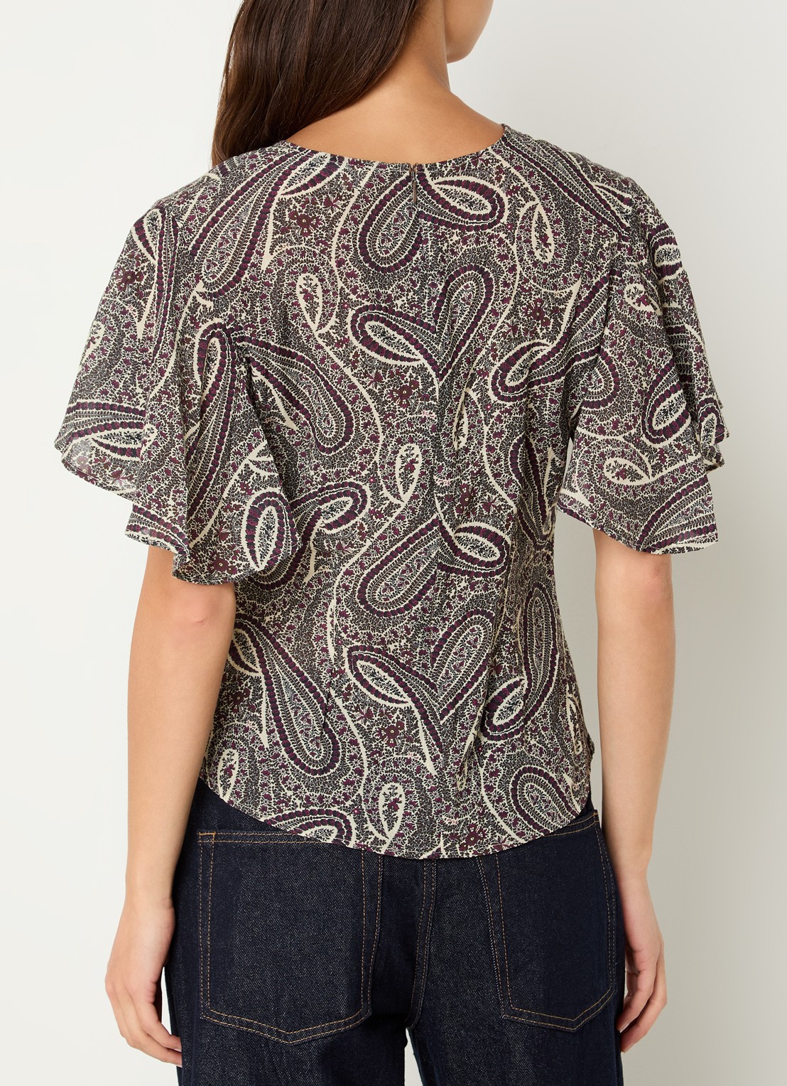 Sofie Schnoor Leelasw top met ruches en paisley dessin - achterkant middengrijs