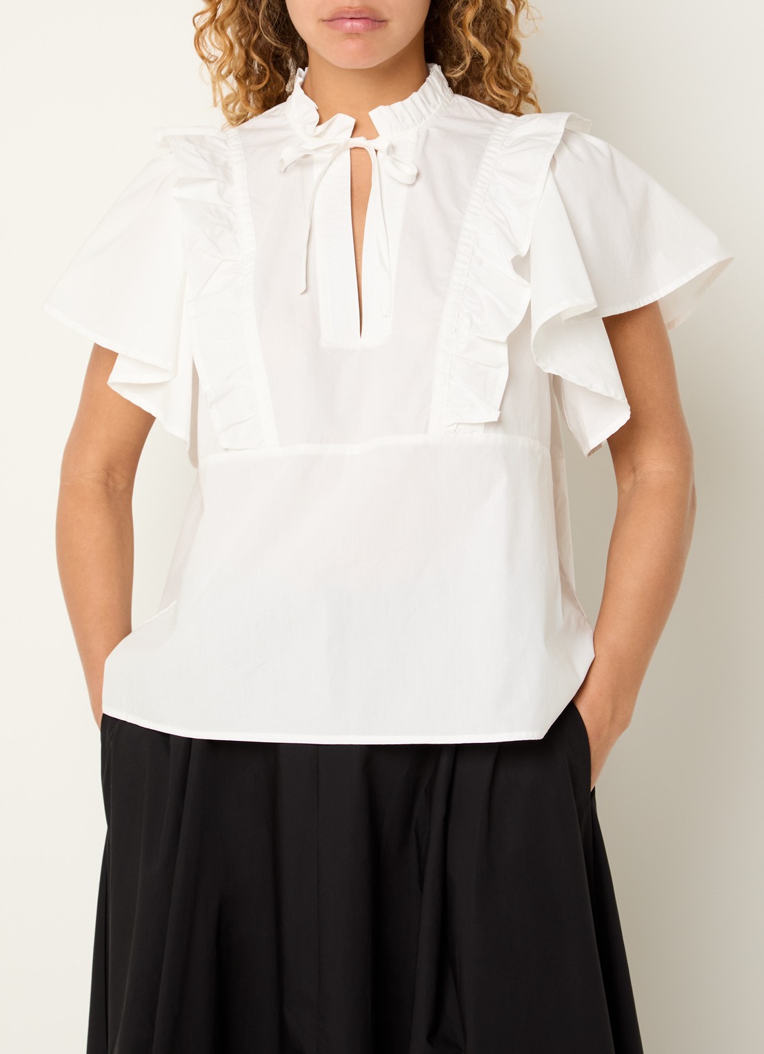 Sofie Schnoor Merlindasw tuniek met volant - detail 4 wit