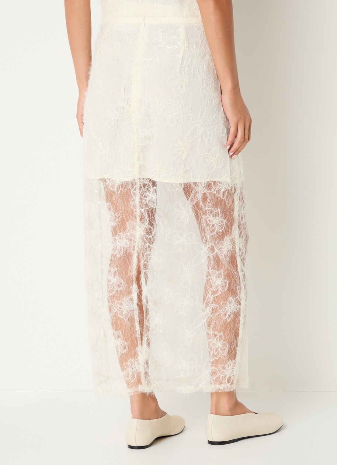 Sofie Schnoor Otaliasw semi-transparante maxi rok van mesh met pailletten en borduring - achterkant 3 creme