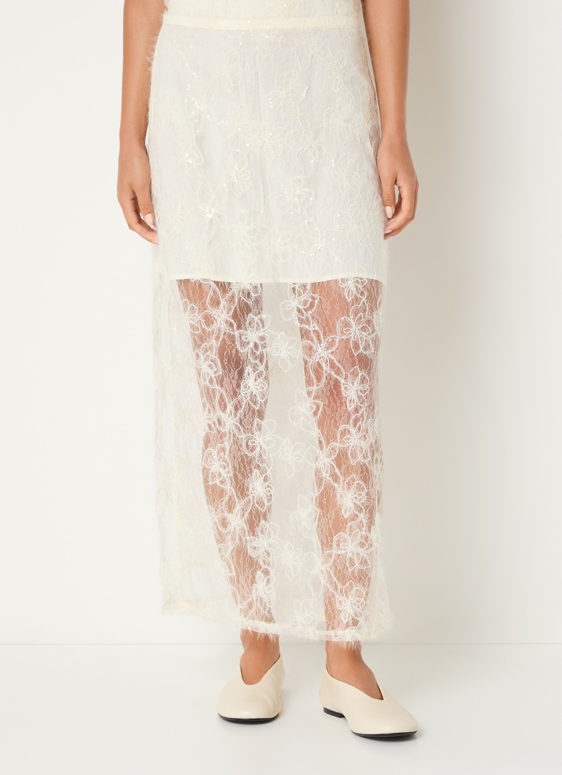 Sofie Schnoor Otaliasw semi-transparante maxi rok van mesh met pailletten en borduring - detail 4 creme