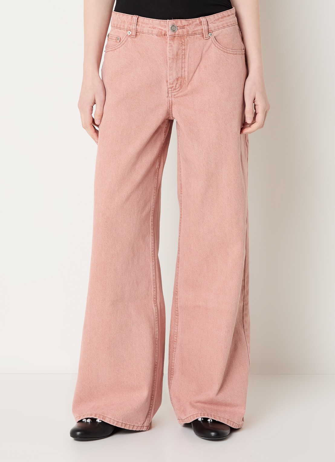 Sofie Schnoor Ozzi high waist wide leg jeans met gekleurde wassing - detail 4 roze