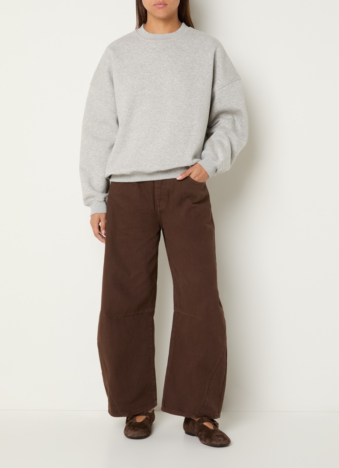 Sofie Schnoor Paross sweater met ronde hals - voorkant 3 grijs