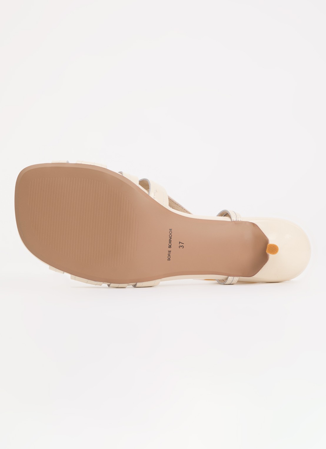 Sofie Schnoor Rosalindsw sandalette van lakleer met gevlochten detail - detail 4 gebroken wit