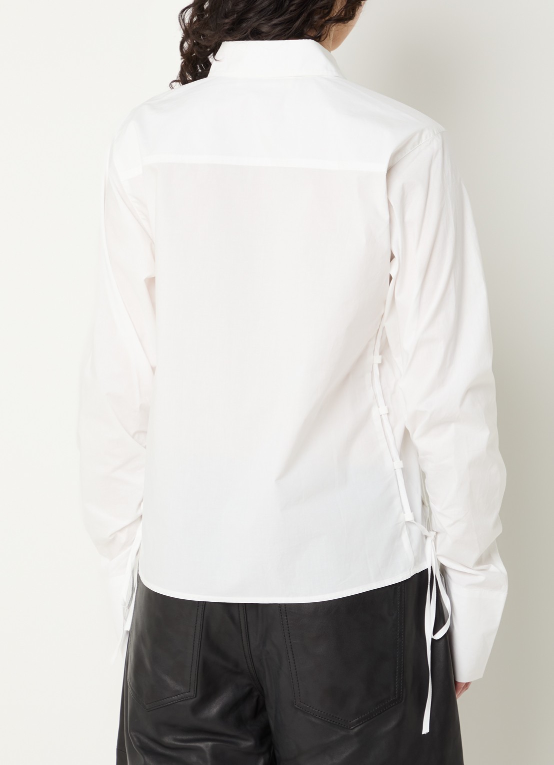 Sofie Schnoor Shirley blouse met smockwerk - achterkant 3 wit