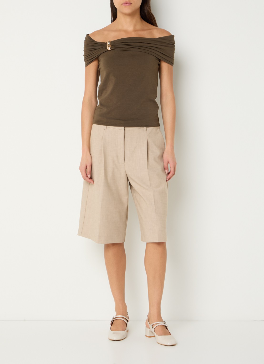 Sofie Schnoor Sinka off-shoulder top met stretch - voorkant 4 bronsgroen