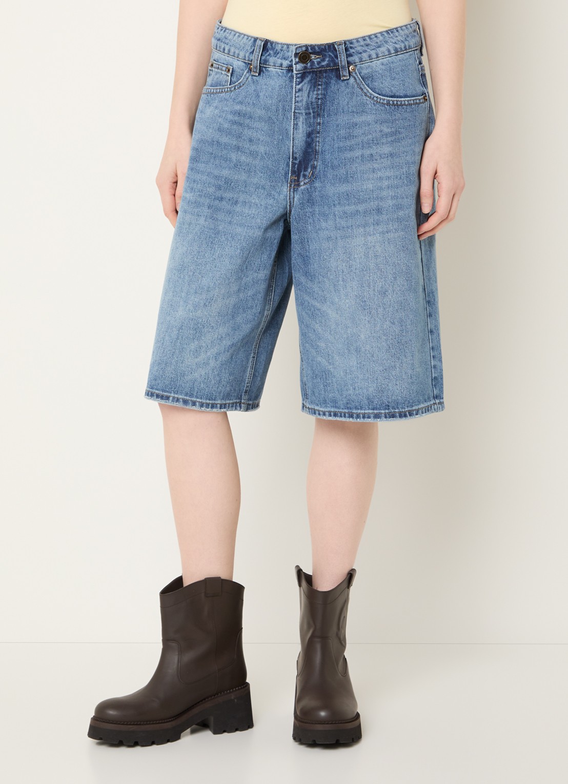 Sofie Schnoor Stokesw  mid waist wide leg jort met steekzakken - detail 2 blauw