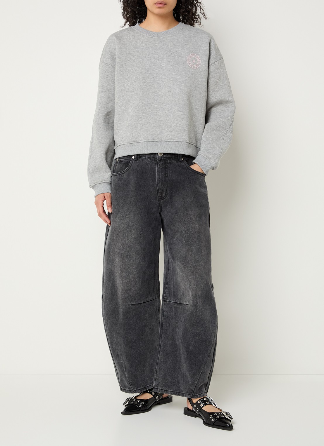 Sofie Schnoor Sweater met logo- en backprint - voorkant 4 grijsmele