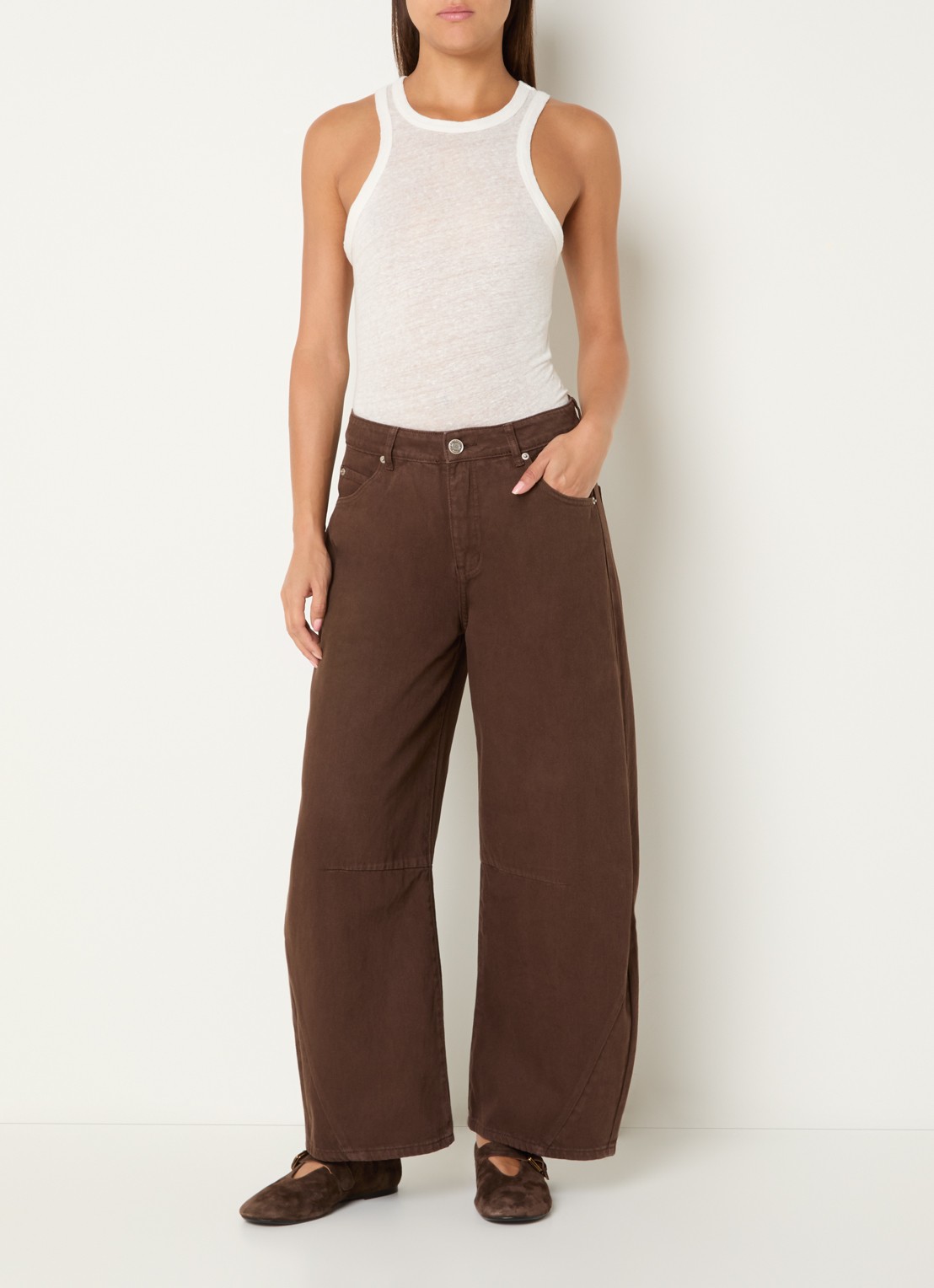Sofie Schnoor Tomar high waist cropped wide leg jeans met gekleurde wassing - voorkant 3 donkerbruin
