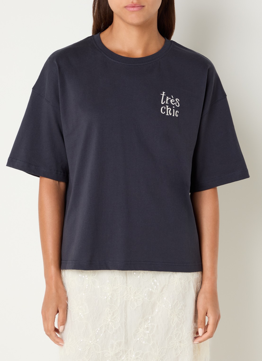 Sofie Schnoor Verasw T-shirt met borduring - achterkant donkerblauw