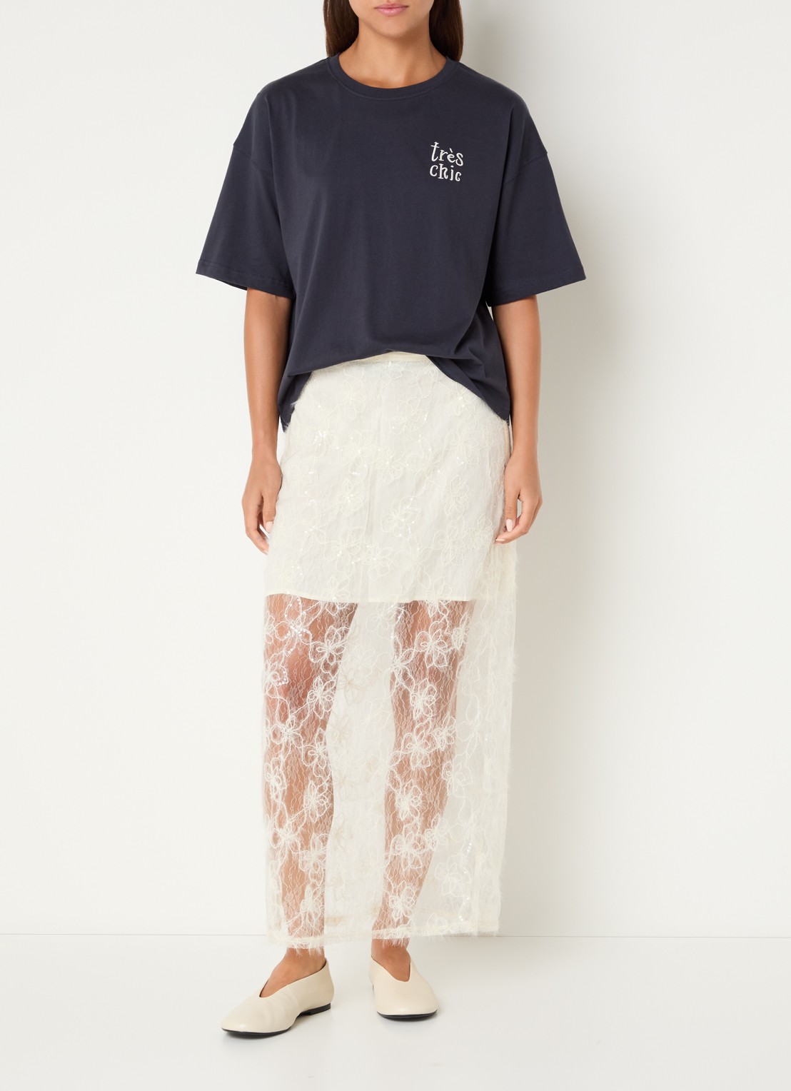 Sofie Schnoor Verasw T-shirt met borduring - voorkant 4 donkerblauw