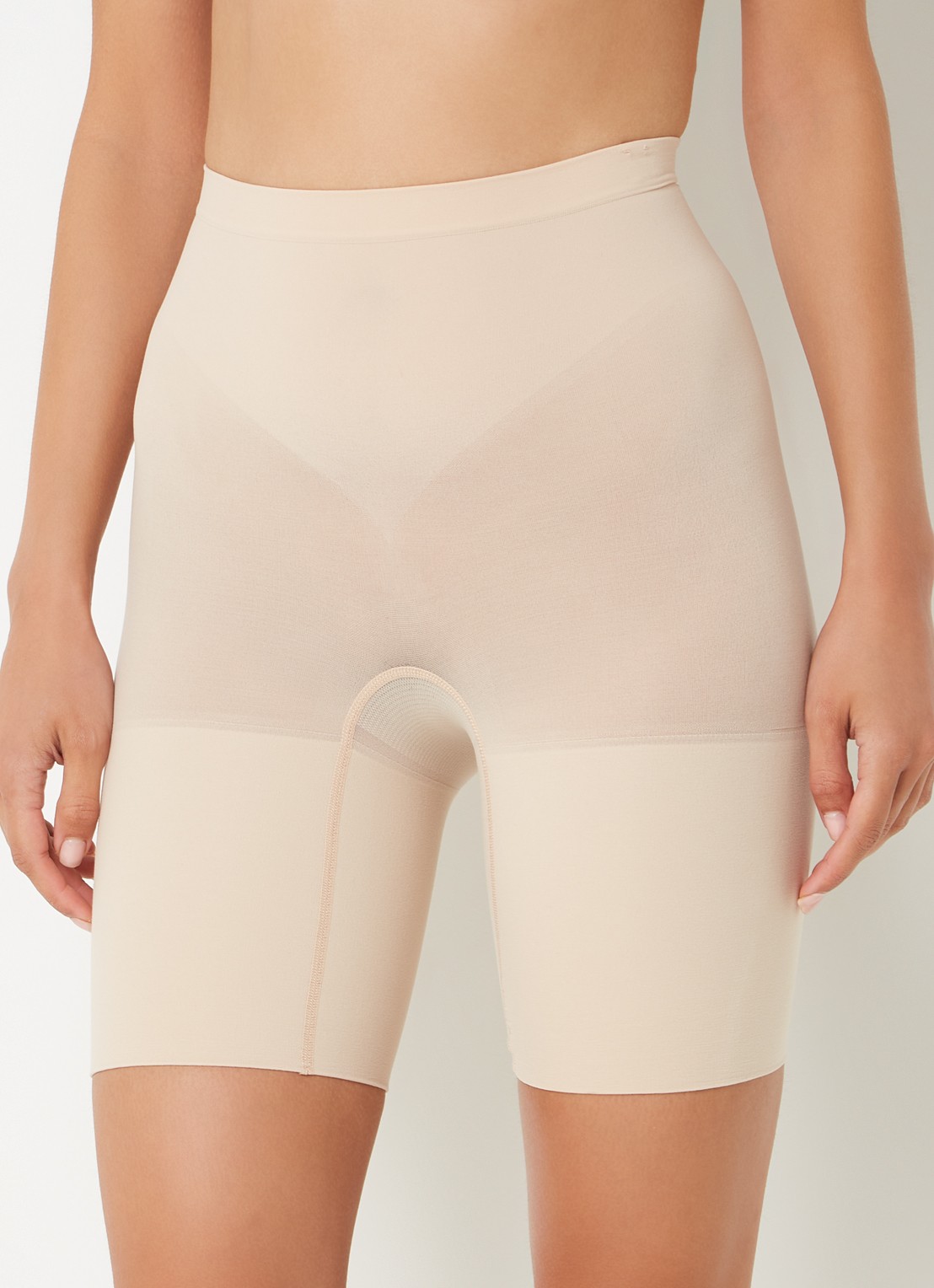 SPANX Everyday Seamless corrigerende short - detail 3 creme