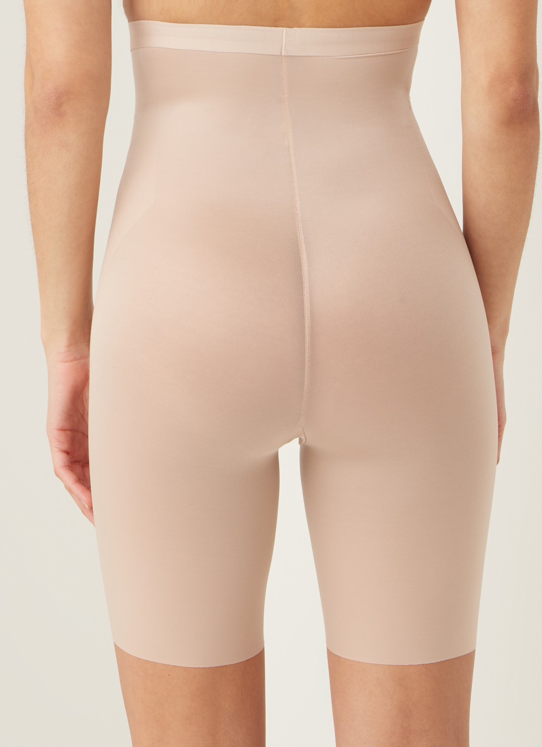SPANX High waisted naadloze corrigerende slip - achterkant 4 beige