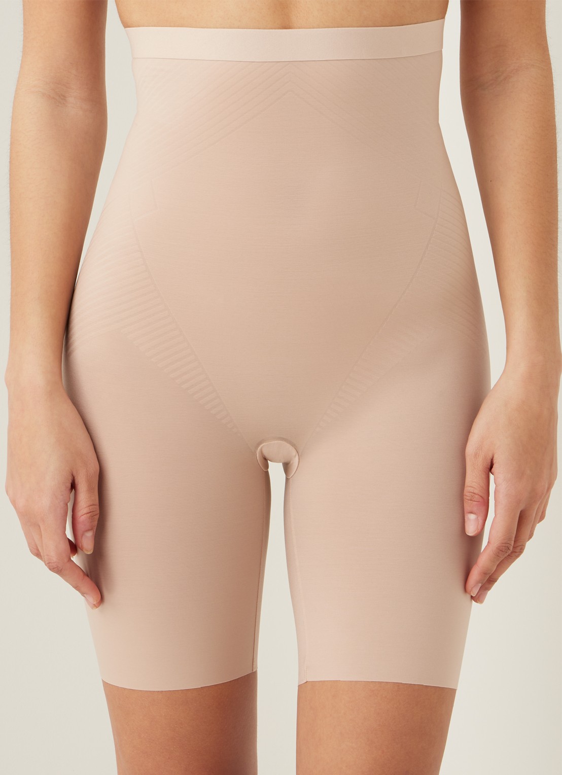 SPANX High waisted naadloze corrigerende slip - detail beige