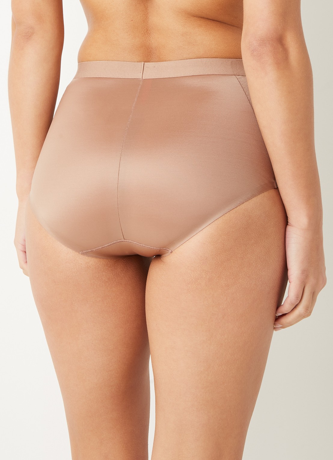 SPANX Thinstincts 2.0 high waisted naadloze corrigerende slip - achterkant 3 taupe
