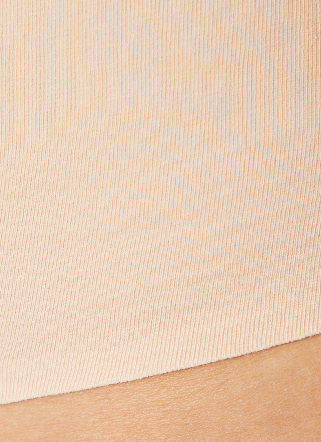 SPANX Undie-tectable high waisted corrigerende string    - detail 4 naturel