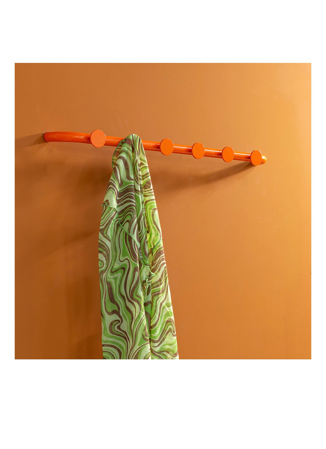 Spinder Retro 6 Wandkapstok - detail 2 orange