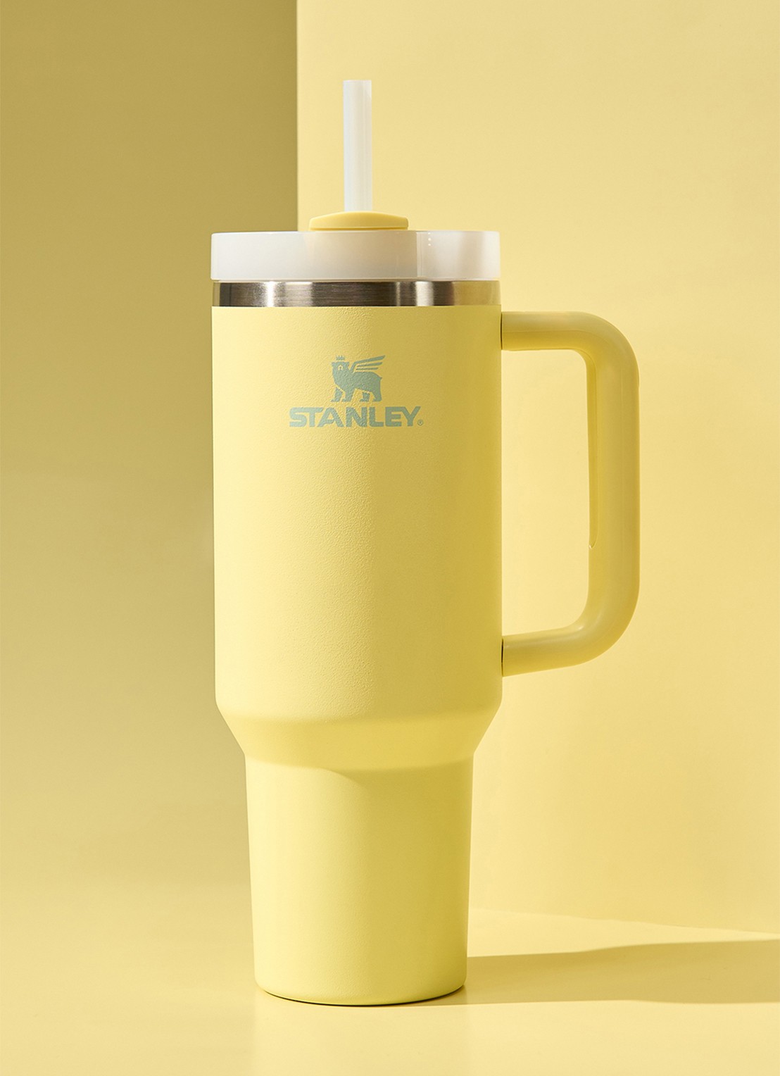 Stanley Quencher H2.0 Flowstate Tumbler thermosfles 1,2 liter  - voorkant 2 lichtgeel