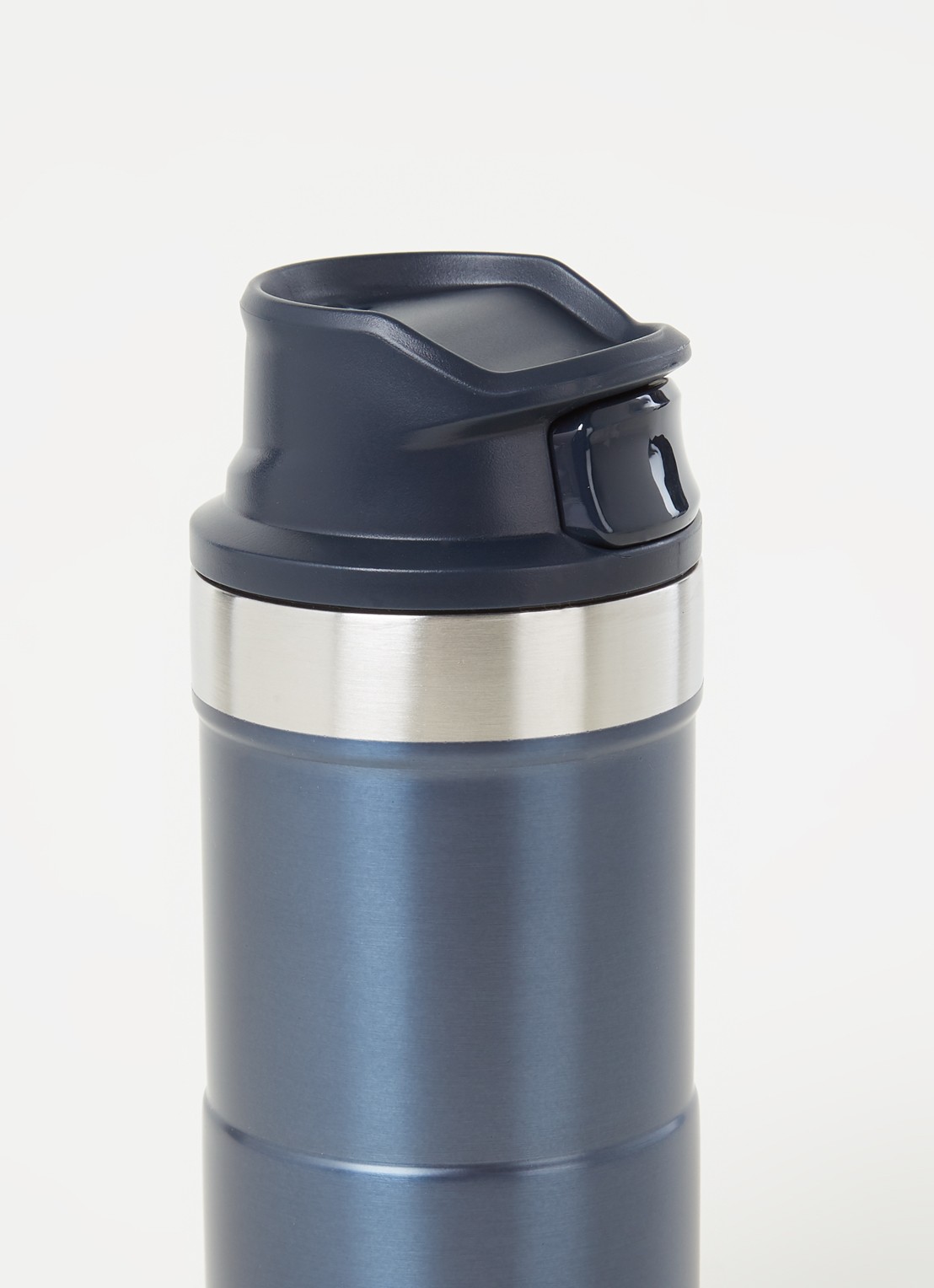 Stanley The Trigger-Action Travel thermosbeker 350 ml - detail donkerblauw