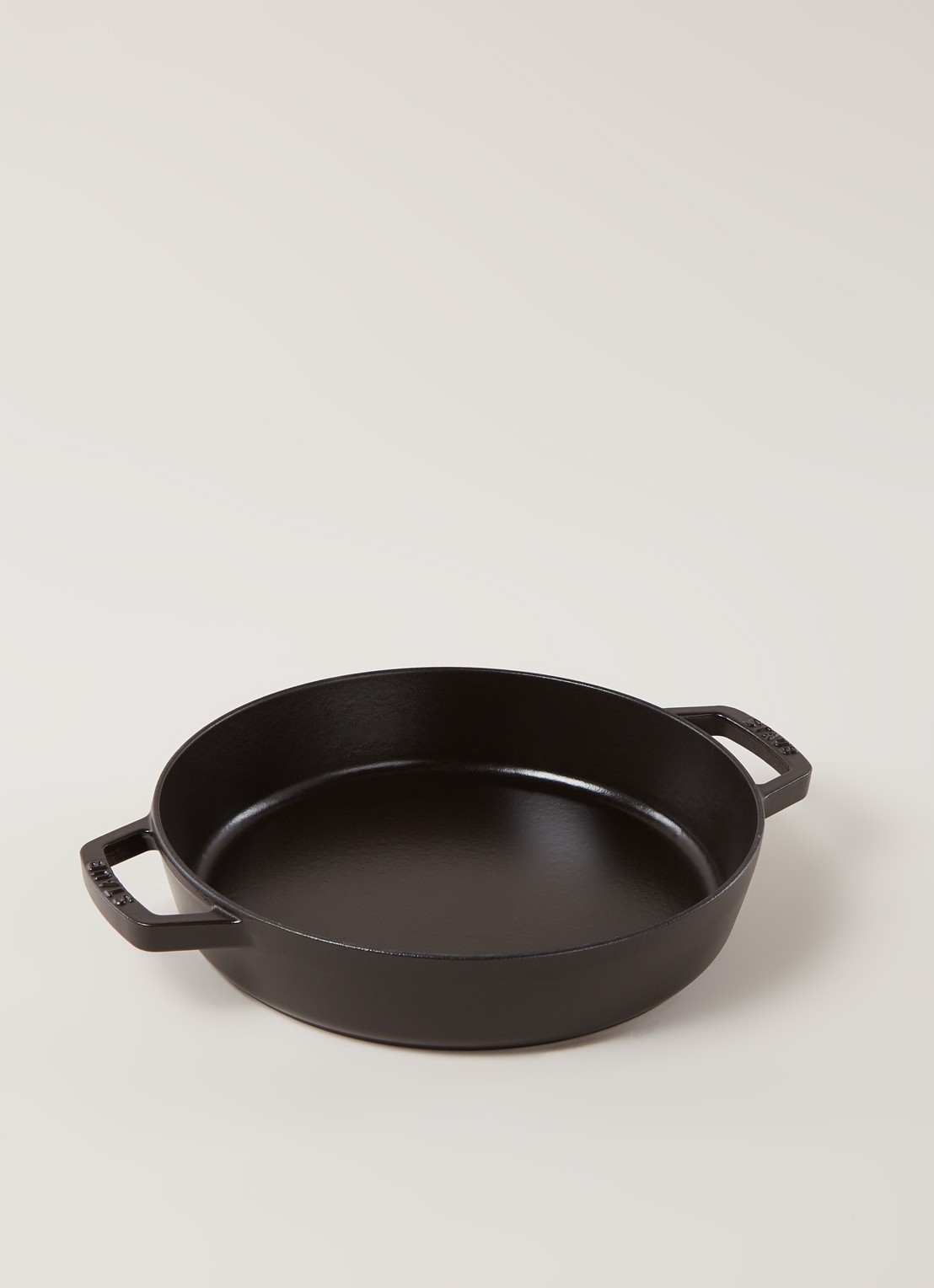 Staub Braadpan Ø26 cm - voorkant 2 zwart