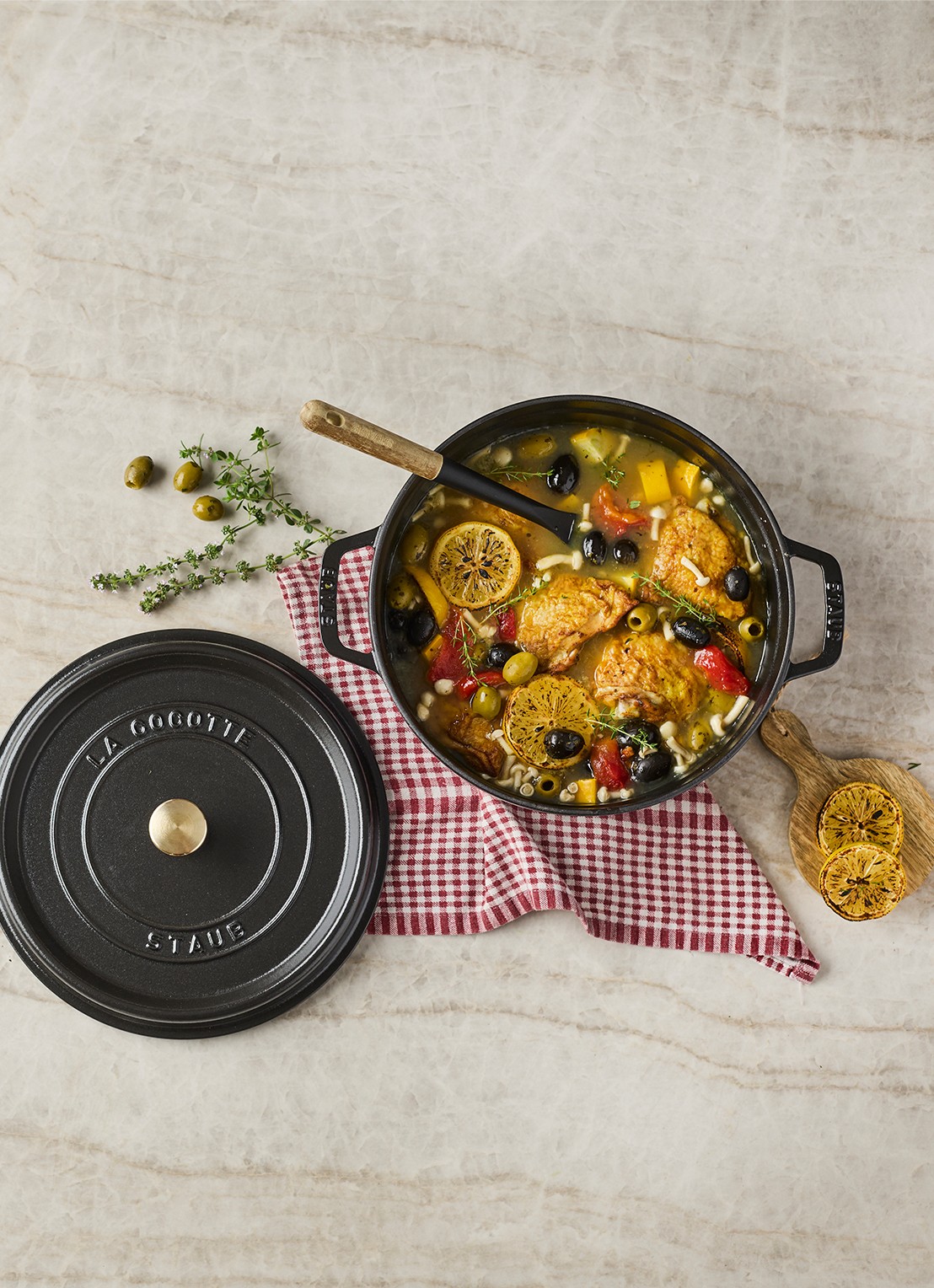 Staub Cocotte Ø28 cm - detail 3 zwart